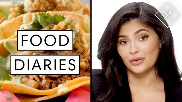 'Everything Kylie Jenner Eats in a Day | Food Diaries: Bite Size | Harper\'s BAZAAR'