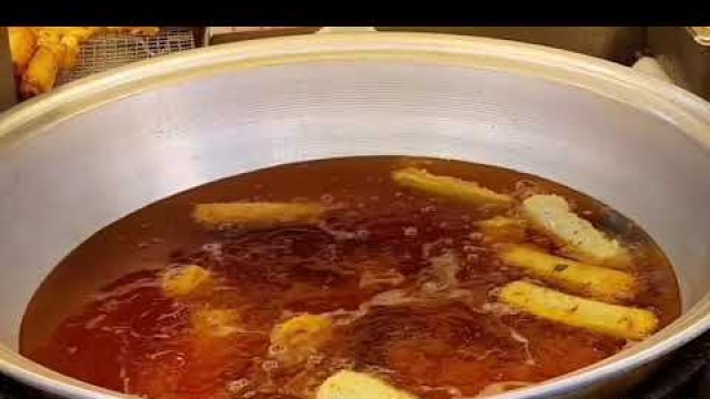 'Korean Street Food || Making Fish Cake [Aldrich Colegio]'