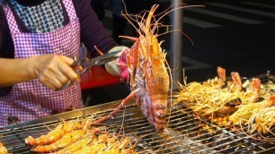 'Taiwanese Street Food Liuhe Tourist Night Market'