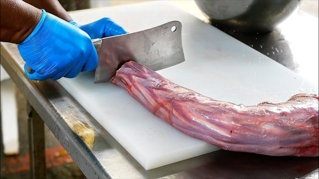 'Thai Food - DEEP FRIED OSTRICH NECK Bangkok Thailand'