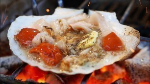 'Japanese Street Food - OSAKA SEAFOOD Giant Scallops, Oysters, Sea Urchin Japan'