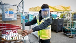 'Marcus Rashford and his mother volunteer at Manchester food bank'