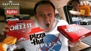 'Pizza Hut ☆STUFFED CHEEZ-IT PIZZA | Pepperoni & Cheese☆ Food Review!!!'