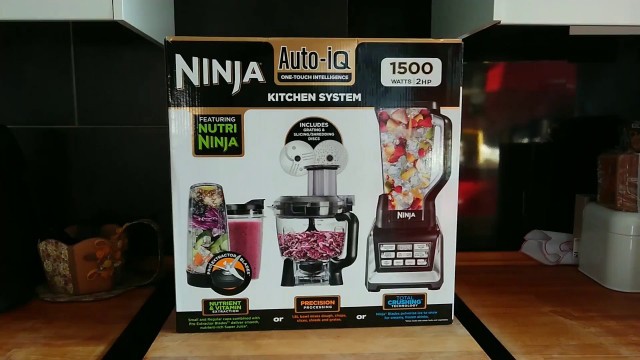 'Nutri Ninja 1500W Auto-iQ Blender / kitchen system testing and first Impressions'