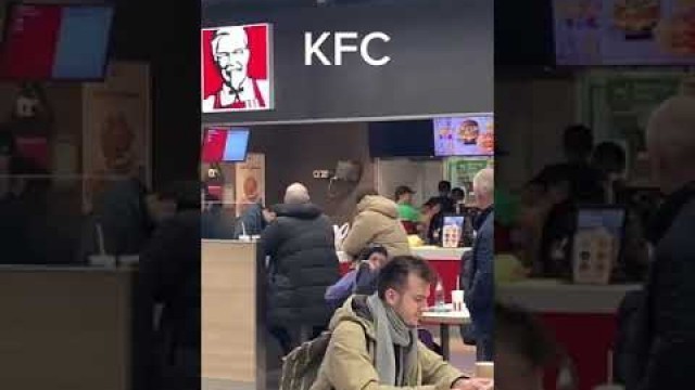 'When this #KFC worker had enough 