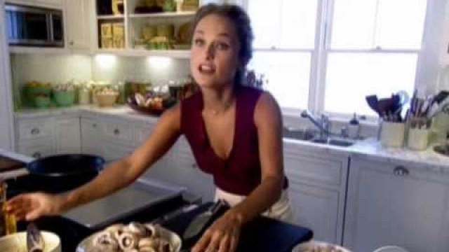 'How to Make Giada\'s Stuffed Mushrooms | Food Network'