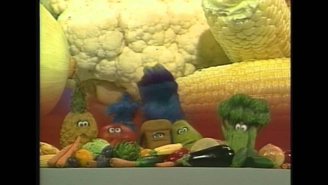 'Sesame Street - Let\'s Eat: Funny Food Songs - Spanish - Oznoz'