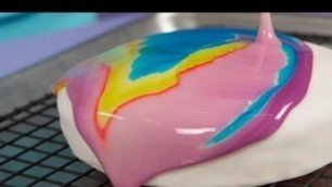 'Hypnotic Tie-Dye Cake Is Guaranteed to Get You All the Instagram \"Likes\"'