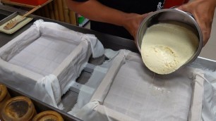 'How Tofu Is Made in Taiwan / 手工豆腐 - Taiwanese Food'