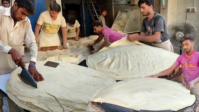 'Ramadan Street Food Manda Roti Making | Street Samosa Patti & Roll Sheets | Rumali Roti'