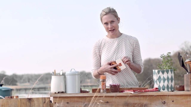 'Sarah Graham Food Safari & Chocolat Frey - Ep01'