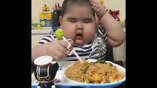 'China fatty boy !! Chinese eating heavy meal !!'