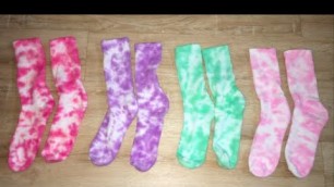 'DIY Tie Dye Socks'