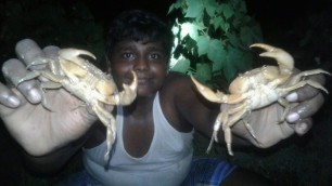 'நள்ளிரவில் நண்டு வேட்டை|Mid night Crab Hunting and cooking|நண்டு குழம்பு|Small Boy Suppu'