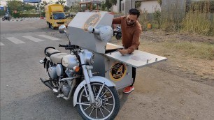 'Man Selling Sandwich on his Bullet Bike | Sandwich wale Bullet Raja | Indian Street Food'