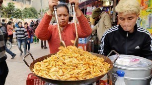 'Hardworking Aunty Selling Pasta on Street | Desi Style Pasta | Indian Street Food'