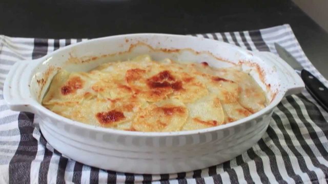 'Potato & Parsnip Gratin - Baked Potato & Root Vegetable Casserole Recipe'