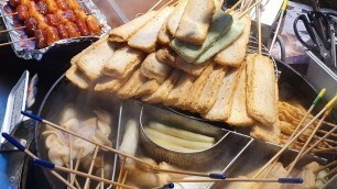 'Fish cake, Gwangjang Market, Seoul(Korean Street Food)부산어묵, 광장시장, 서울'