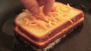 'Inside-Out Grilled Cheese Sandwich - Ultimate Cheese Sandwich'