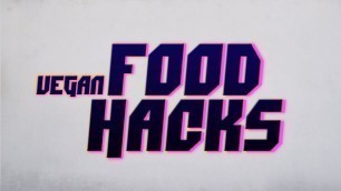 'Vegane Foodhacks mit Robin! // peta2'