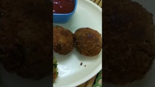 'Palak Crispy Balls  #shorts #Shorts #palak #pakode #foodchannel #shortvideos #youtubeshort'