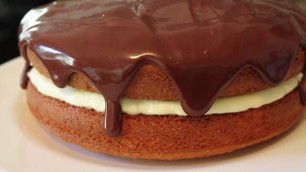 'Boston Cream Pie Recipe - How to Make a Boston Cream Pie'