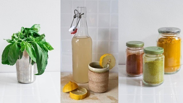 '10 Easy Kitchen + Cooking Hacks'