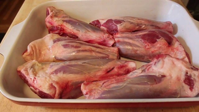 'Braised Lamb Shanks Recipe - Tender Lamb Shanks'