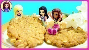 'Lego Friends in the Big World - How to Bake Easy Anzac Cookies (with Millie too!)'