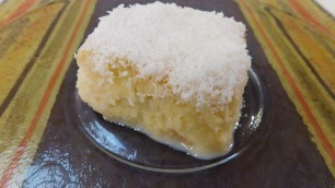 'Brazilian Food - Bolo de Côco Gelado'