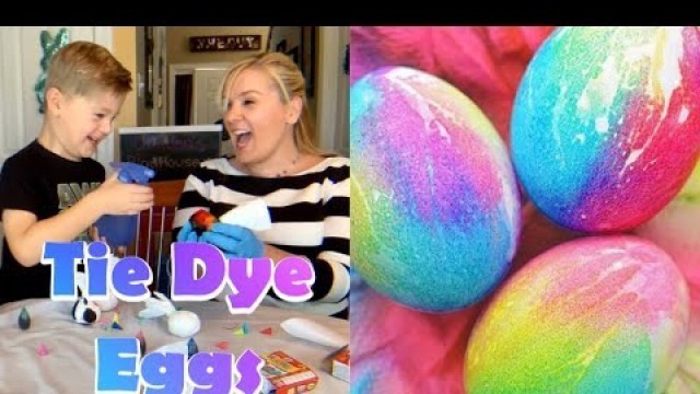 'Tie Dye Easter Eggs With Food Coloring'