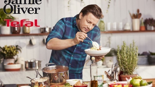 'How to Make Veggie Chilli with Jamie Oliver'