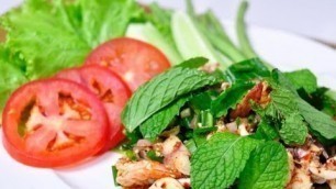 '[Thai Food] Spicy Seafood Salad (Larb Ta-Lay)'