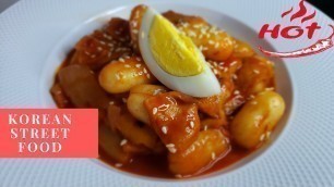 'Spicy rice cake (Tteokbokki: 떡볶이) Korean street food recipe | Homestaurante'