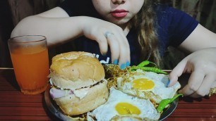 'Maggie noodles with groundnuts | Burger | Fried egg (sunny-side-up) | Eating food video.'