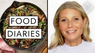 'Everything Gwyneth Paltrow Eats in a Day | Food Diaries: Bite Size | Harper\'s BAZAAR'