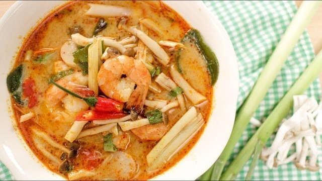 'Tom Yum Goong Recipe (Creamy Style!) ต้มยำกุ้งนำ้ข้น | Thai Recipes'