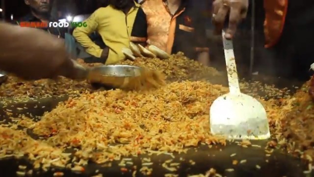 'DANCING TAWA RICE | Mumbai Style Tawa Pulao | Indian Street Food'