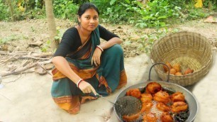 'POTATO BOMB!!! Crunchy Spicy Potato Bomb Recipe In Desi Village Style || alur Pakora recipe'