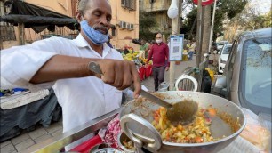 'Mumbai\'s Very Unique Chana Pav | Indian Street Food'