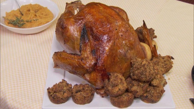 'Unique Ways to Cook Thanksgiving Dinner'