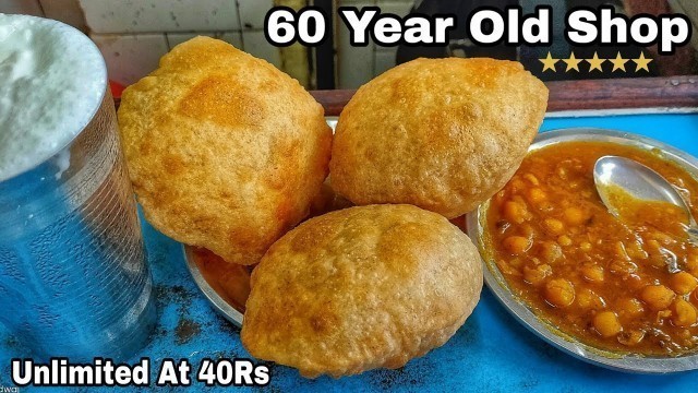 'Pandit Puri Bhandar At Shahdara || 60 Year Old Shop || Delhi Street Food'