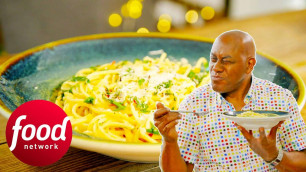 'Quick Hearty Italian Midnight Pasta | Ainsley\'s Food We Love'