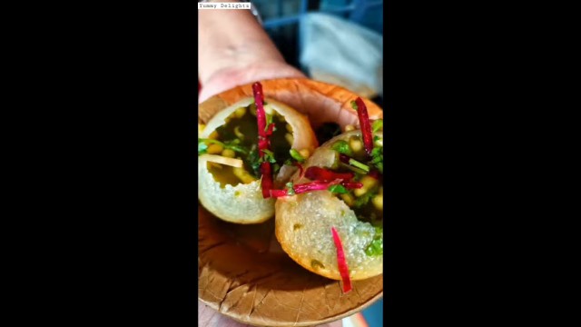 'Gol gappe | street Food | Pani puri | Delhi foodie #Shorts #golgappe'