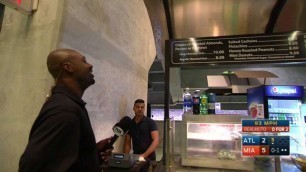 'ATL@MIA: Preston Wilson goes on a ballpark food hunt'