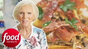 'Mary Berry Shows How To Best Use Mushrooms To Cook Rustic Lunches | Mary Berry\'s Absolute Favourites'