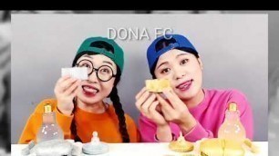 'DONA and friend gold food vs silver food challenge!II DONA FC II'